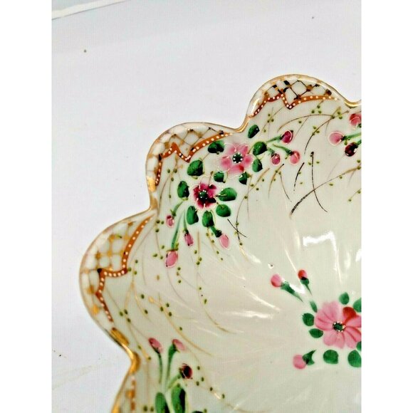 Hand Painted Japanese Three Footed Candy Bowl Floral with Gold Gilding - Picture 5 of 10